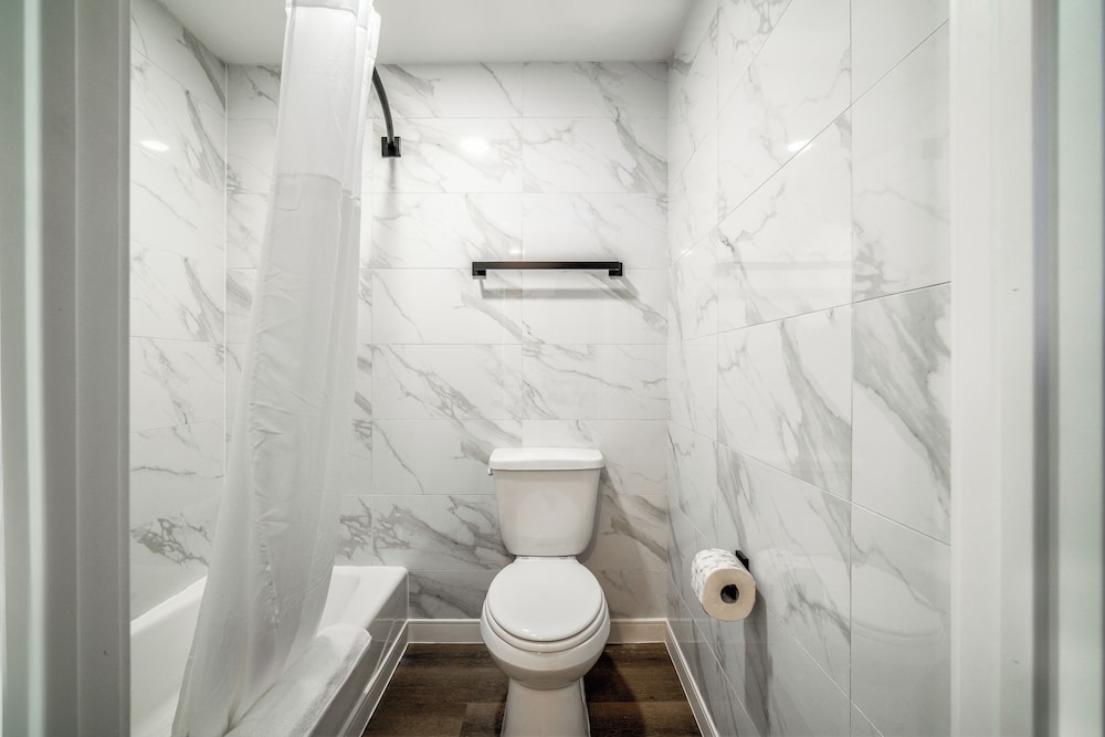 Aspire Inn Studios & Spas - photo 66