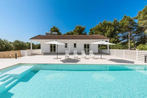 Villa Pietraviva by Perle di Puglia — 4-Star Luxury Hotel in Maruggio, Italy