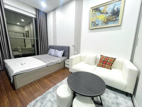 Vinhome Ocean Park 1 Gia Lâm Hà Nội Apartment — 5-Star Luxury Hotel in Hanoi, Vietnam