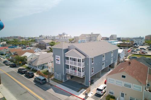 Dhimas Bayview Suites - featured photo