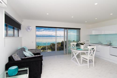 Aqua Heights Apartment — 4-Star Luxury Hotel in Nelson, New Zealand