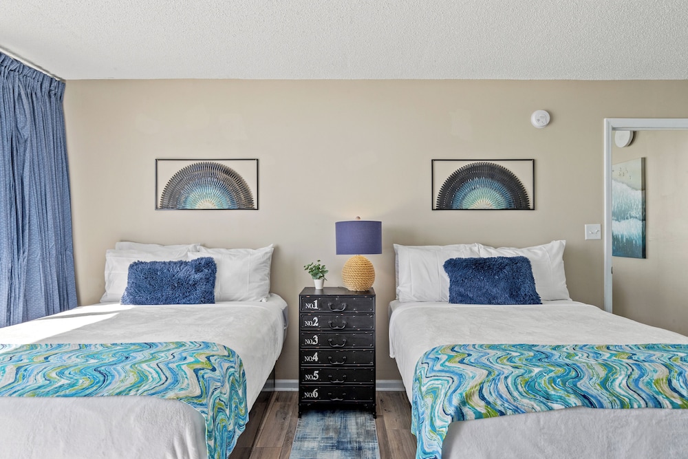Sandpiper Beacon Beach Resort - photo 81