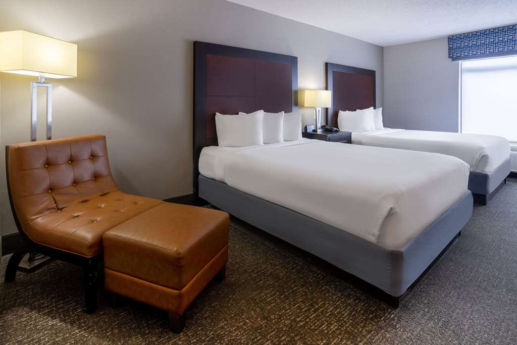 Wingate by Wyndham Atlanta Galleria Ballpark - photo 12