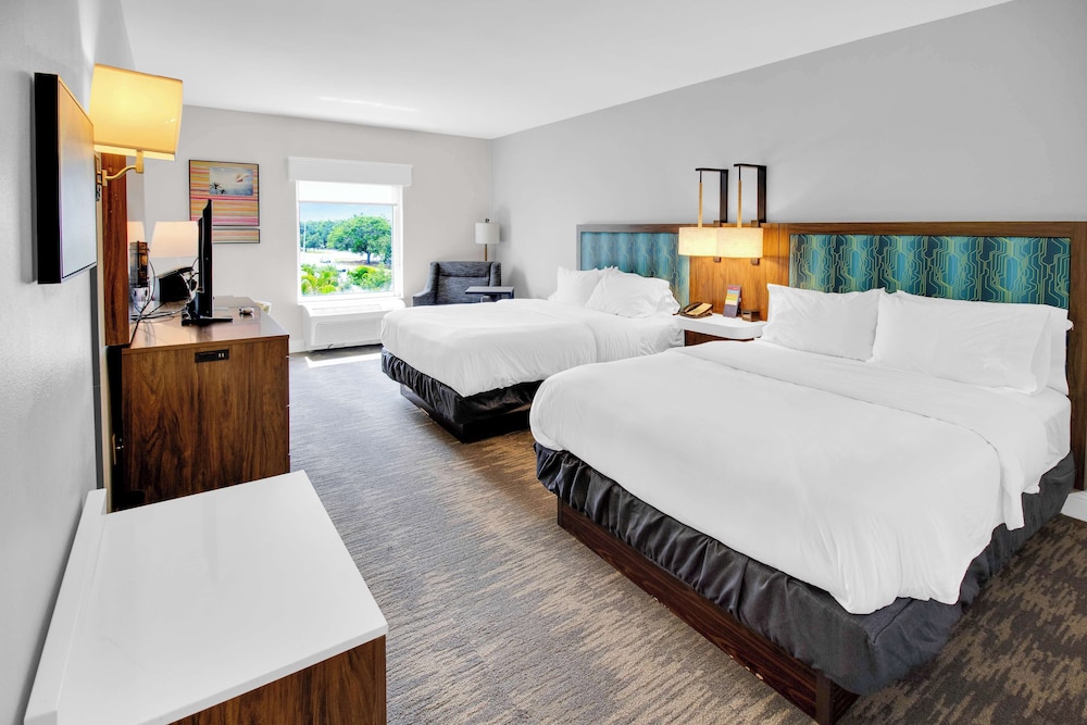 Hampton Inn & Suites Sarasota Bradenton Airport FL - photo 33