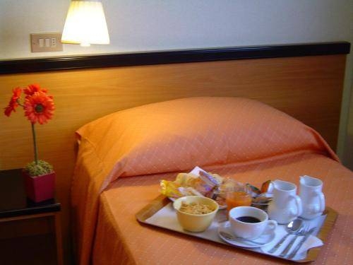 Scala Nord - last minute hotel in Milan