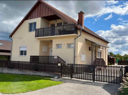 Apartment in Balatonbereny Balaton 18061 — 4-Star Luxury Hotel in Balatonbereny, Hungary