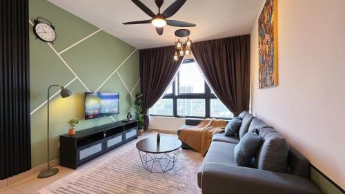 M Vertica Cheras KL City Fully Air Con Nice View Home — 4-Star Luxury Hotel in Kuala Lumpur, Malaysia