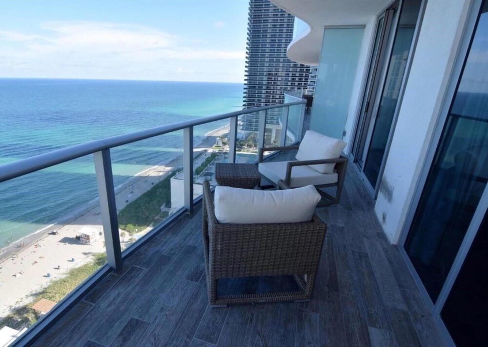 Contemporary Beach Resort Condos - photo 117