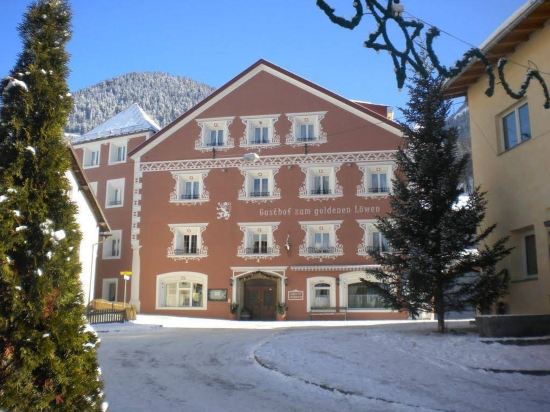 Gasthof Zum Goldenen L wen - carbon neutral hotel in Nauders