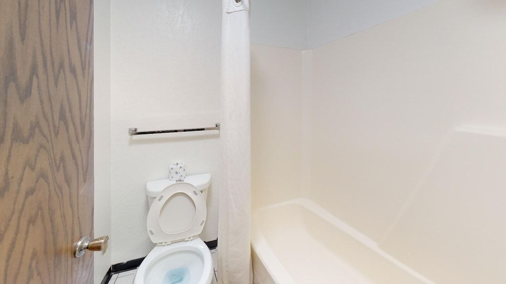 Waconia Inn & Suites - photo 6