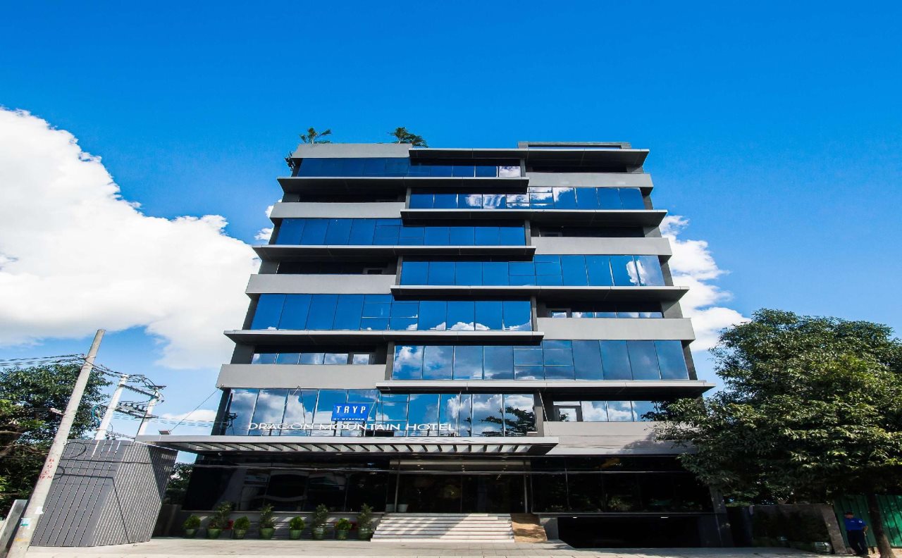 Tryp By Wyndham Yangon - carbon neutral hotel in Yangon