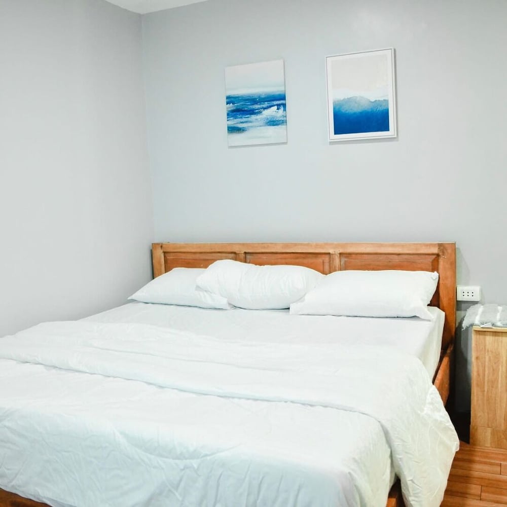 Malapascua Island Dos Marias Tourist Inn in Daanbantayan, Philippines