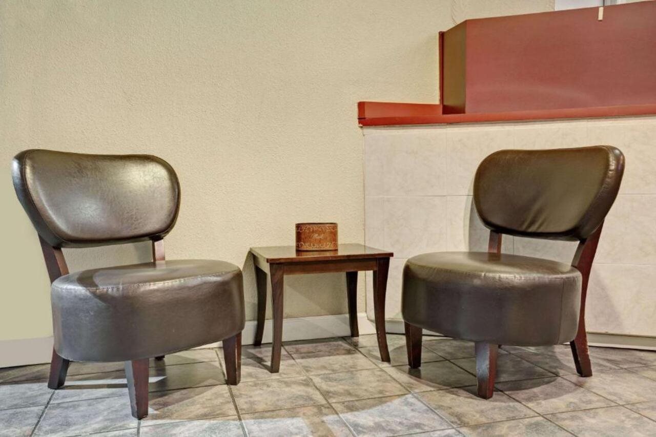 Days Inn by Wyndham Elizabeth City - photo 8