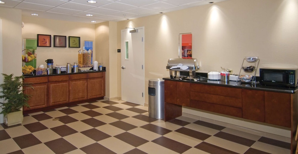 Hampton Inn & Suites Baton Rouge Port Allen - photo 26