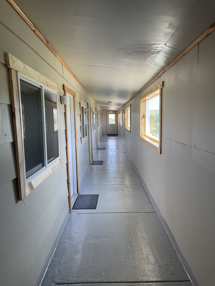 Hooks Hideaway Motel - photo 13