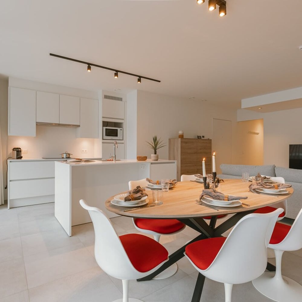 New and Modern Apartment in Nieuwpoort With Terrace — 4-Star Luxury Hotel in Nieuwpoort, Belgium