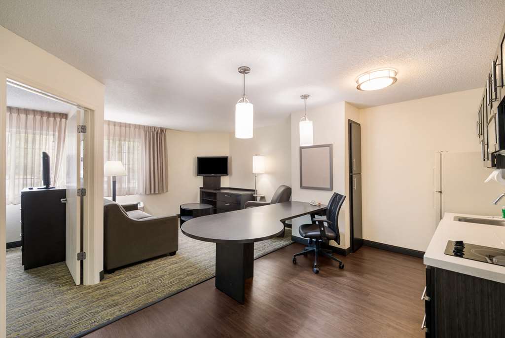 Sonesta Simply Suites Hampton - photo 6