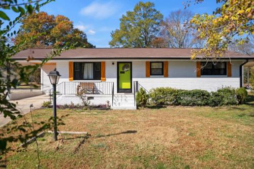New The Cottage — 4-Star Luxury Hotel in Durham, United States