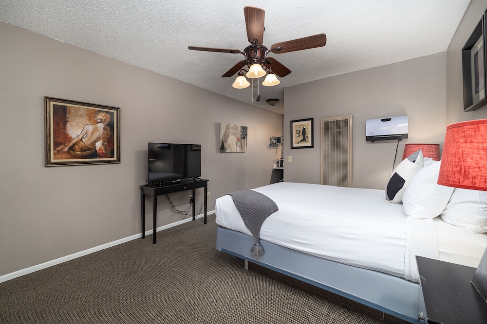 Alder Inn - photo 15