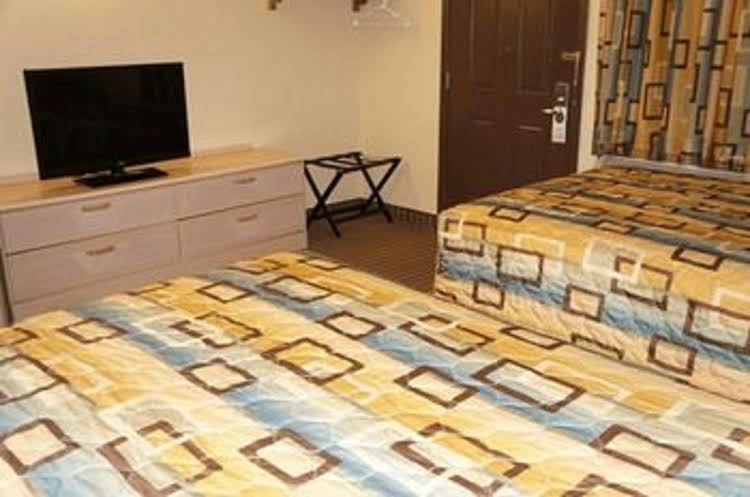 Surfside Inn Suites - photo 13