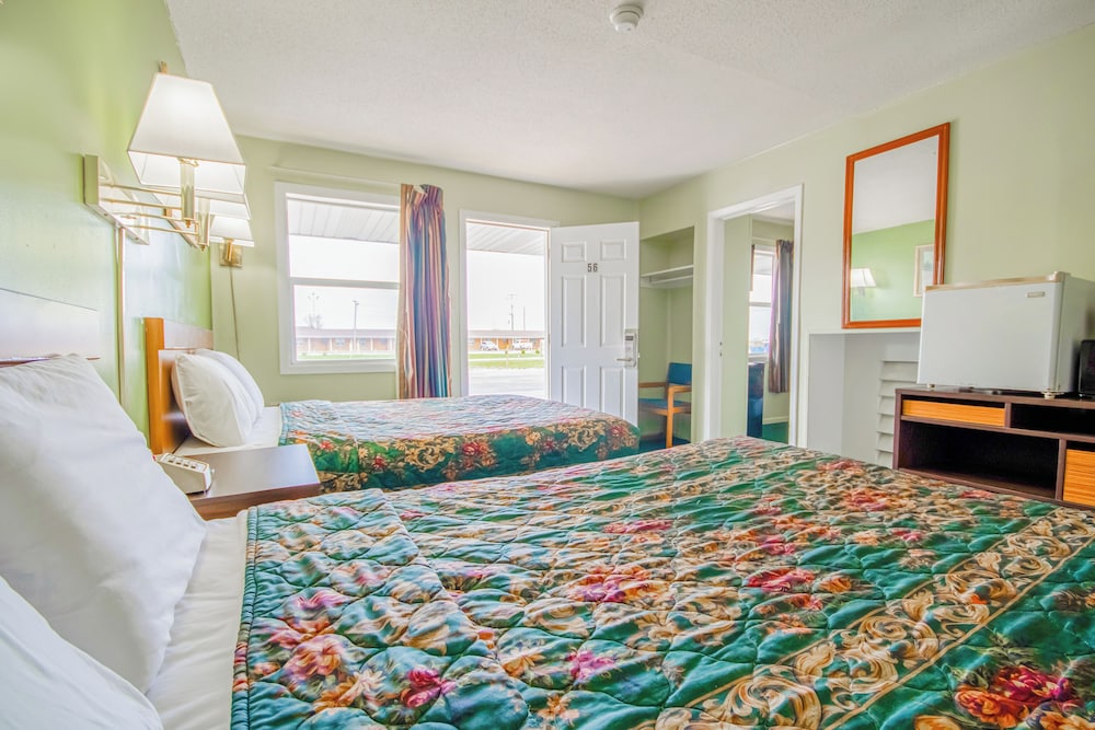 OYO Travelier Motel - photo 47