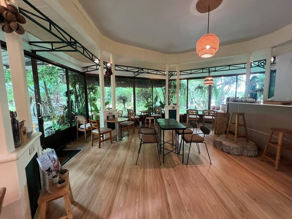 Rainbow Arokaya Welness Resort — Khlong Khuean