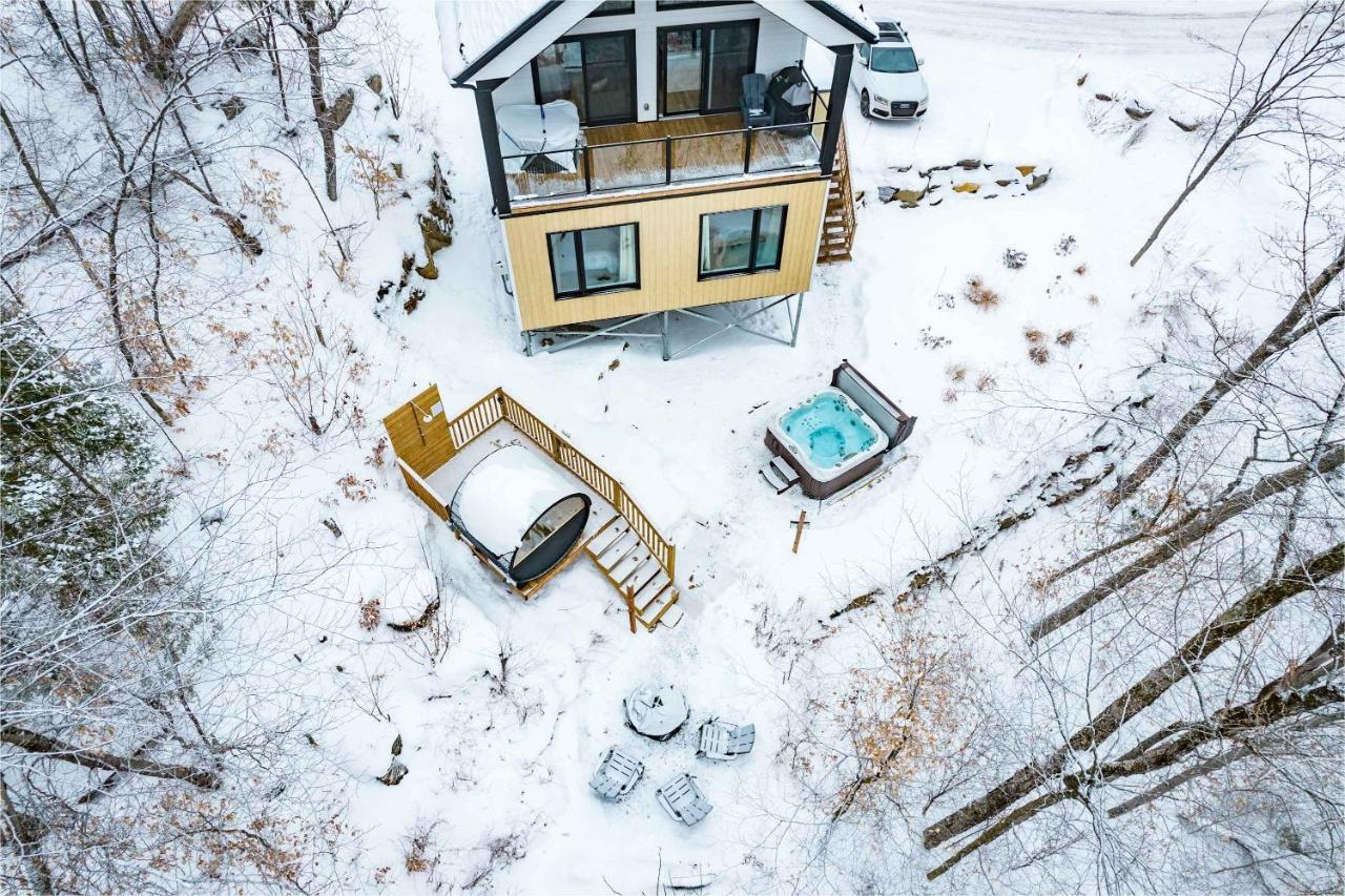 Windermere UK Inspired Thermal Escape SPA SAUNA — 4-Star Luxury Hotel in Sainte-Beatrix, Canada
