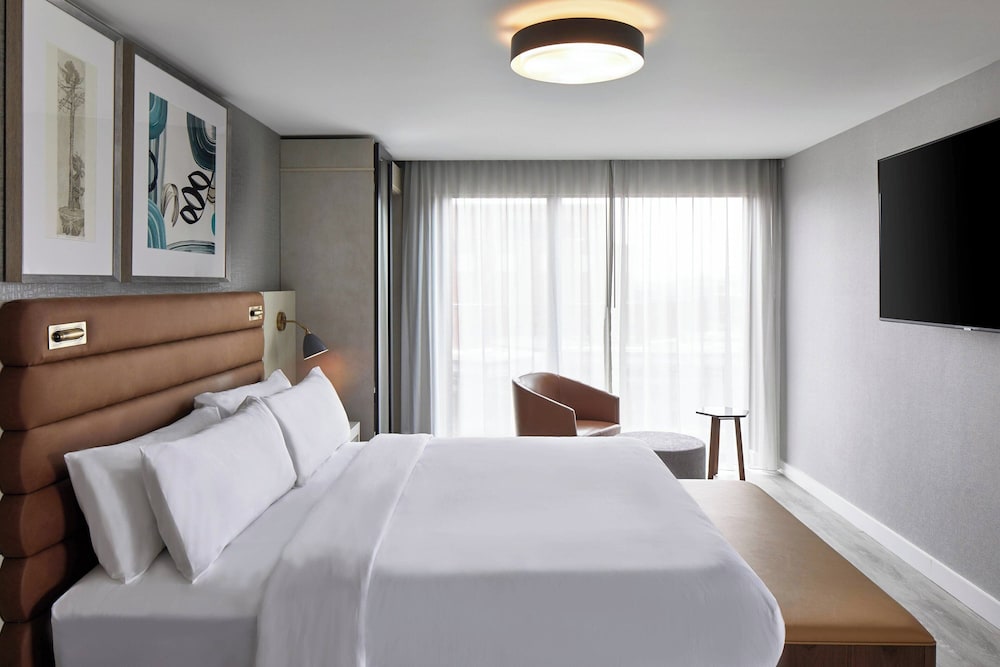 AC Hotel By Marriott Greenville - photo 21