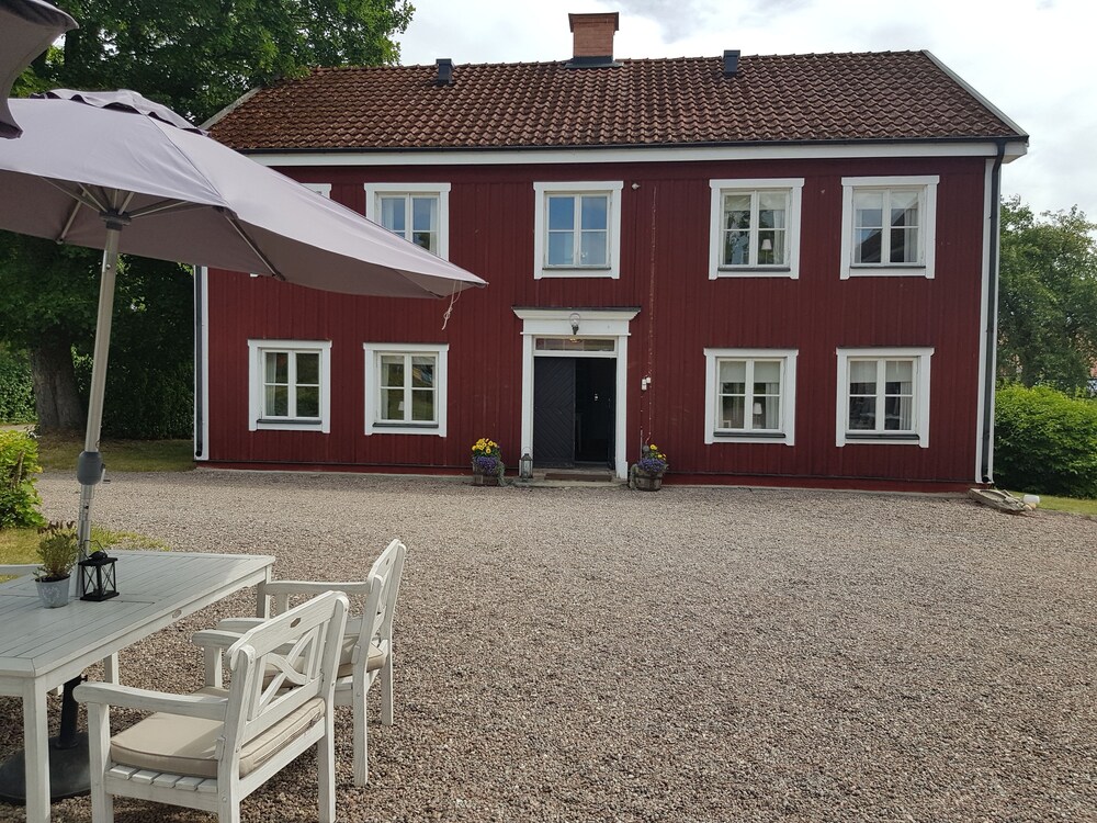 Tjällmo Gästgifvaregård in Motala, Sweden