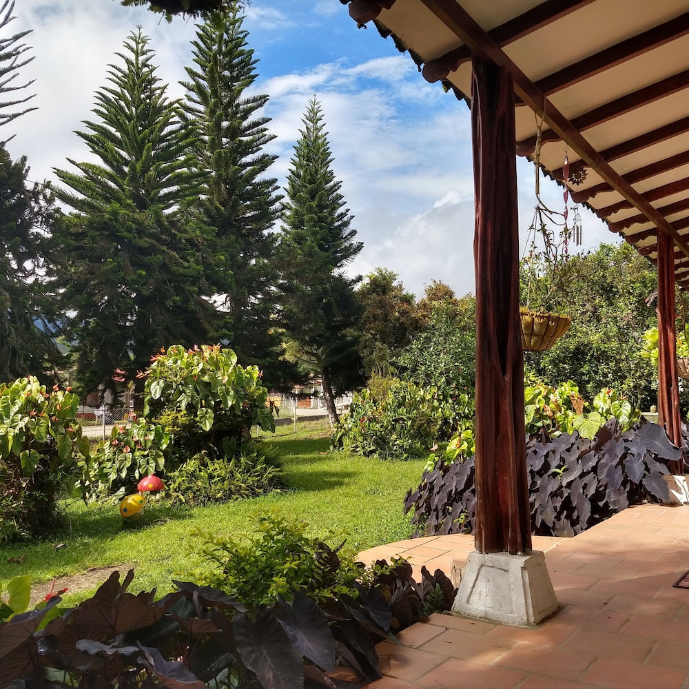 Ecopolis in Dagua, Colombia