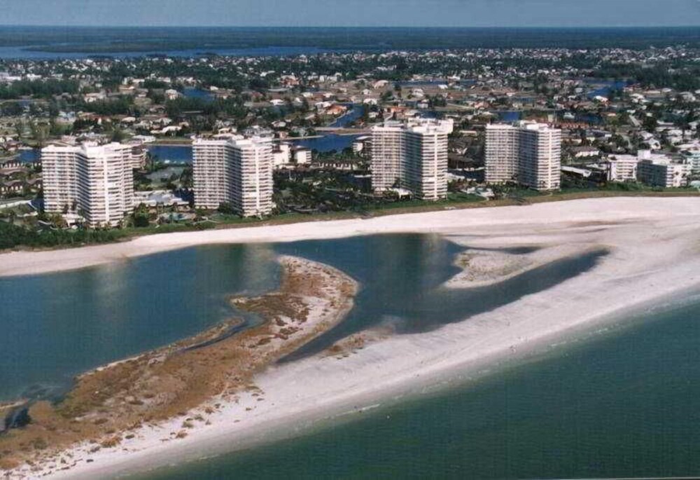Southsea Tower Apartments Marco Island - photo 9
