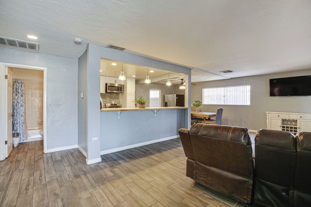 Updated El Centro Home w Private Patio — El Centro — photo 5