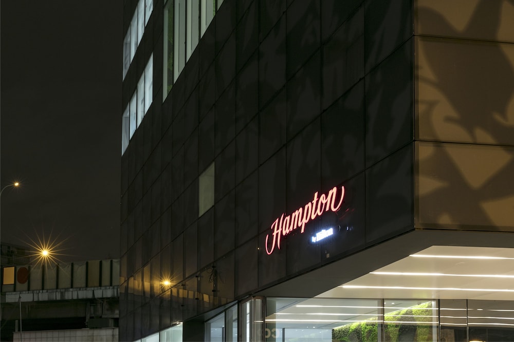 Hampton By Hilton Paris Clichy — Clichy