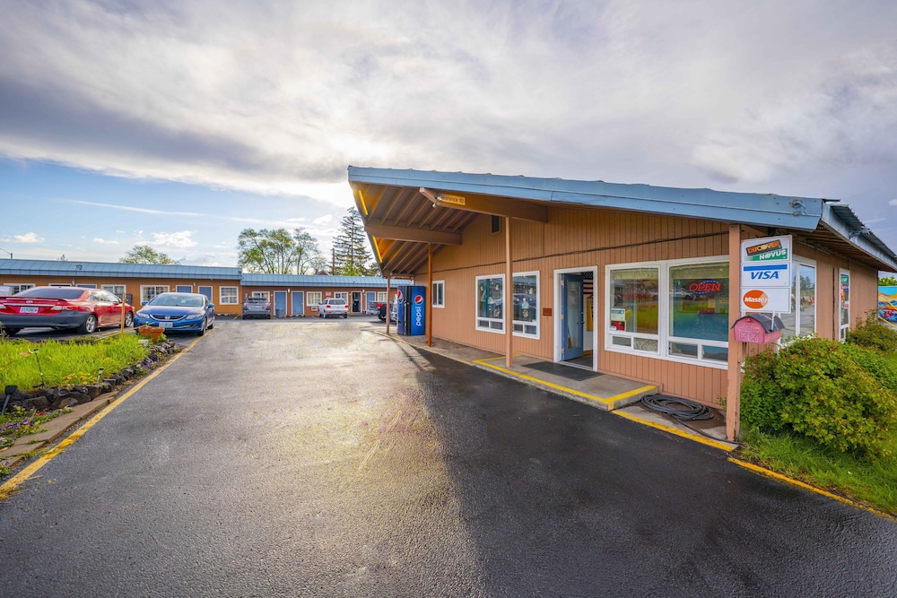 Royal Gateway Motel By OYO - photo 59