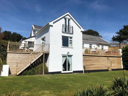 Valley View - carbon neutral hotel in Ilfracombe