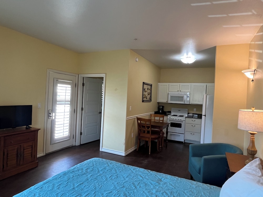 Seashell Village Resort - photo 23
