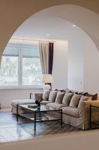 Balluta STJ 2BED seconds away from sea by Homely — 4-Star Luxury Hotel in Sliema, Malta