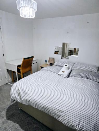 Ensuite Doubleroom with Private Toilet and Bathroom in central Dartford — hotel in Dartford