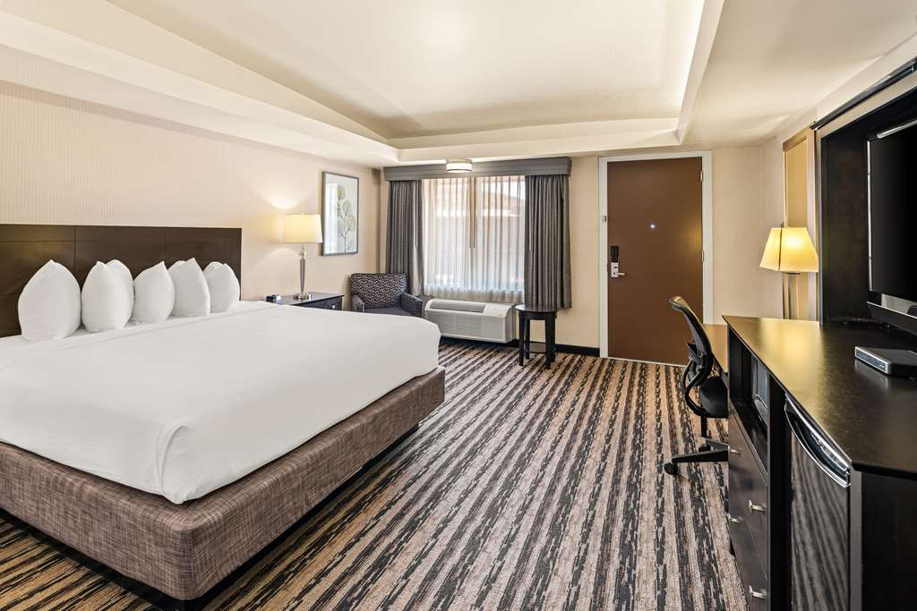 Best Western Coral Hills - photo 12