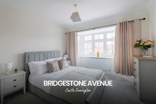 Spacious and Lovely 4 bed Home in Castle Donington by Renzo Sleeps 6 — 4-Star Luxury Hotel in Castle Donington, United Kingdom