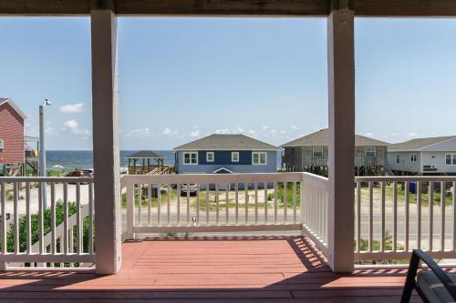 40 East Peach Bound by Oak Island Accommodations - photo 33