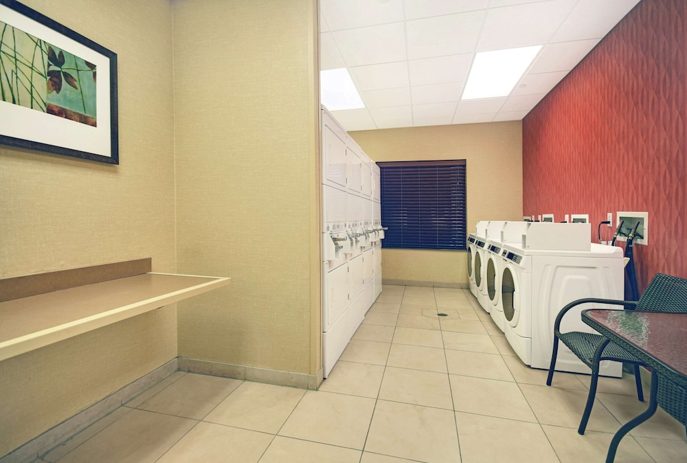Homewood Suites by Hilton Denver Int'l Airport - photo 23