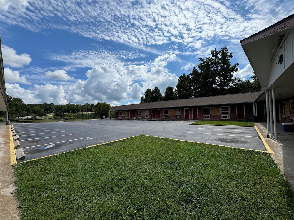 Travel Inn Danville US 29 - photo 40