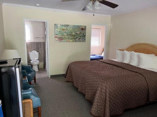 Rolling Brook Inn - photo 27