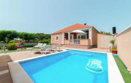 Lovely Home In Benkovac With Wifi — 4-Star Luxury Hotel in Benkovac, Croatia