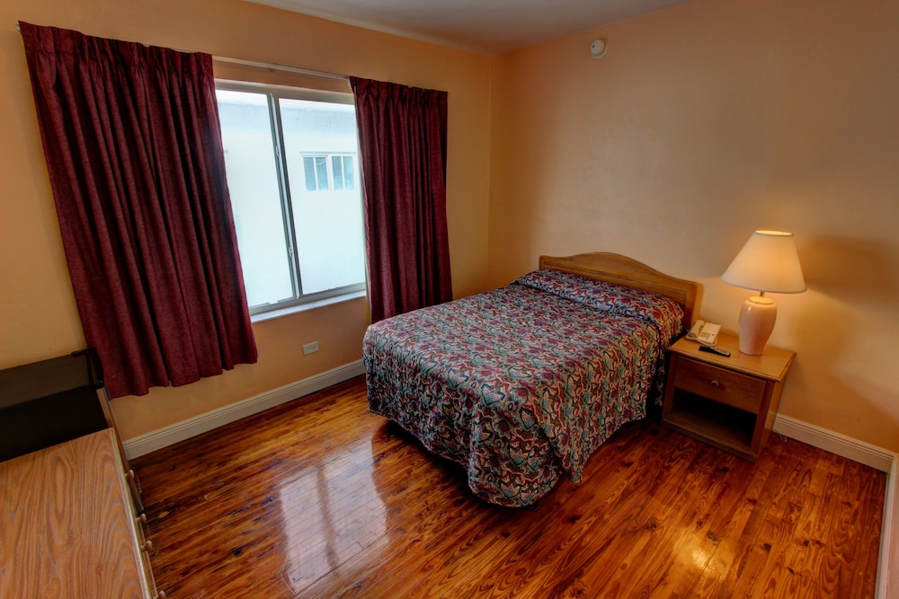 Geneva Hotel - photo 11