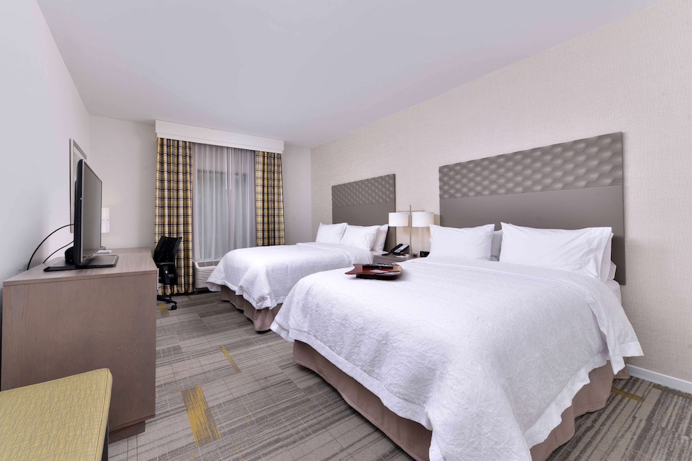 Hampton Inn & Suites Shelby - photo 15