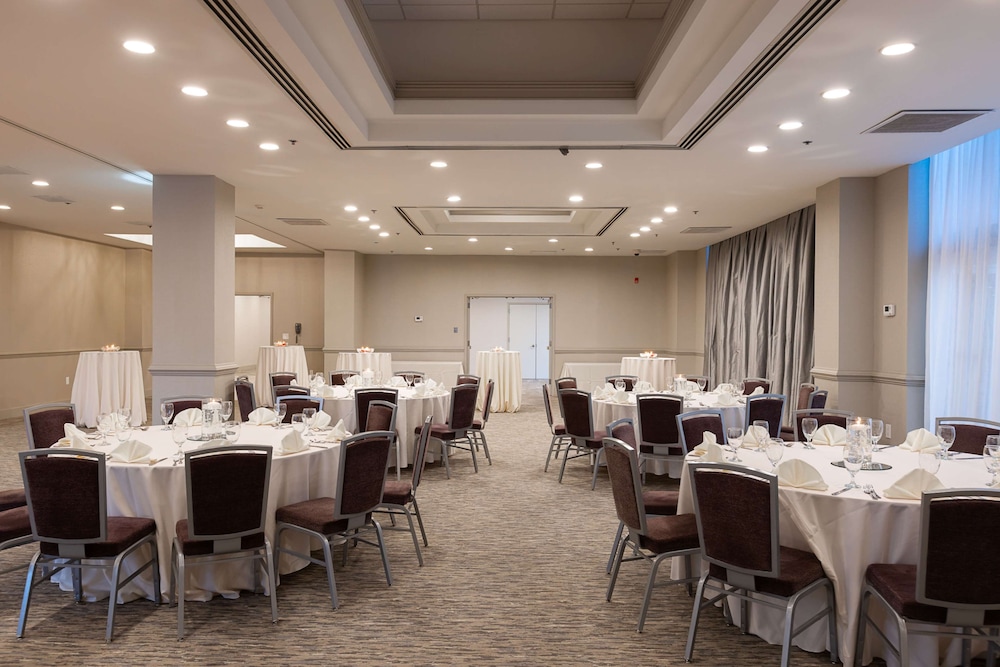 Inn at the Colonnade Baltimore A DoubleTree by Hilton Hotel - photo 68