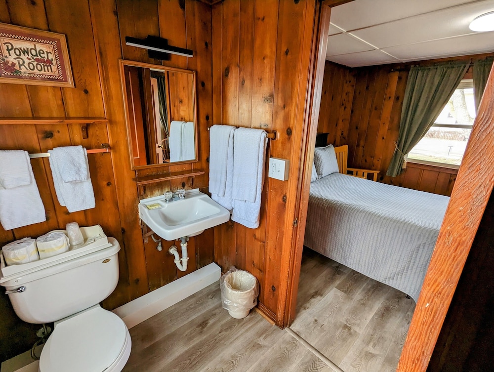 Riverside Motel - photo 112