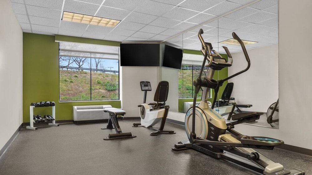 Spark by Hilton Vestal Binghamton University Area - photo 8